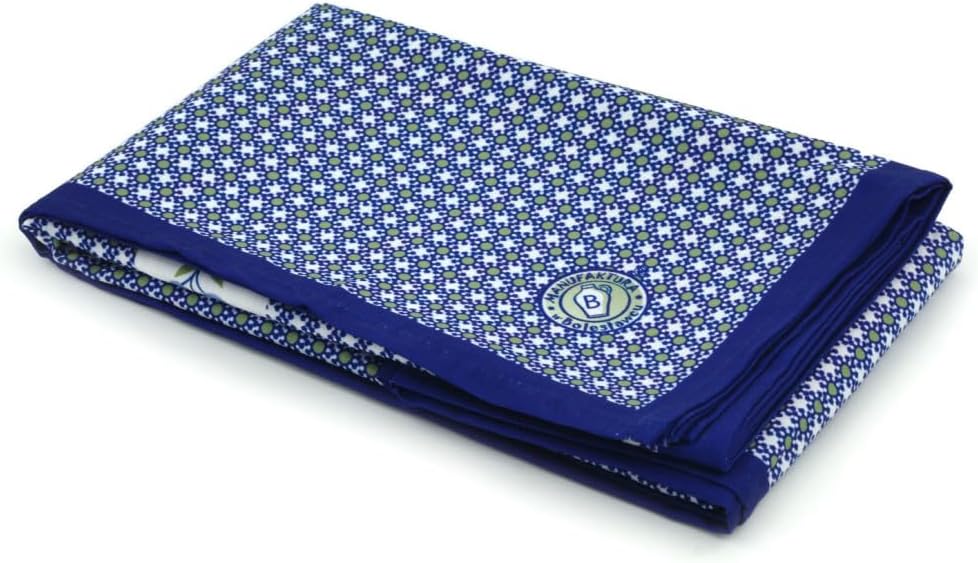 Polish Pottery Inspired Tablecloth 43 x 61 in (110 x 155 cm) Stain Resistant - Sweet Dreams Pattern