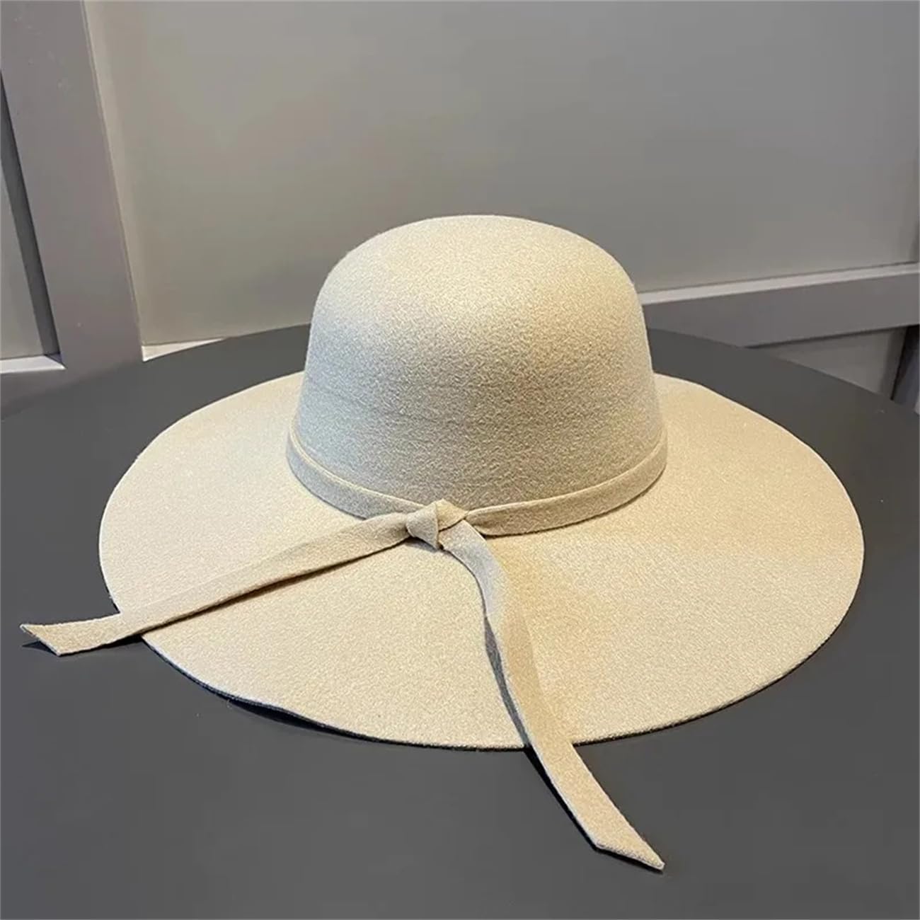 Cappello da donna a tesa larga in feltro a bombetta finto Fedora Floppy Bowknot Cloche Cap Bowlers Cappello per le signore