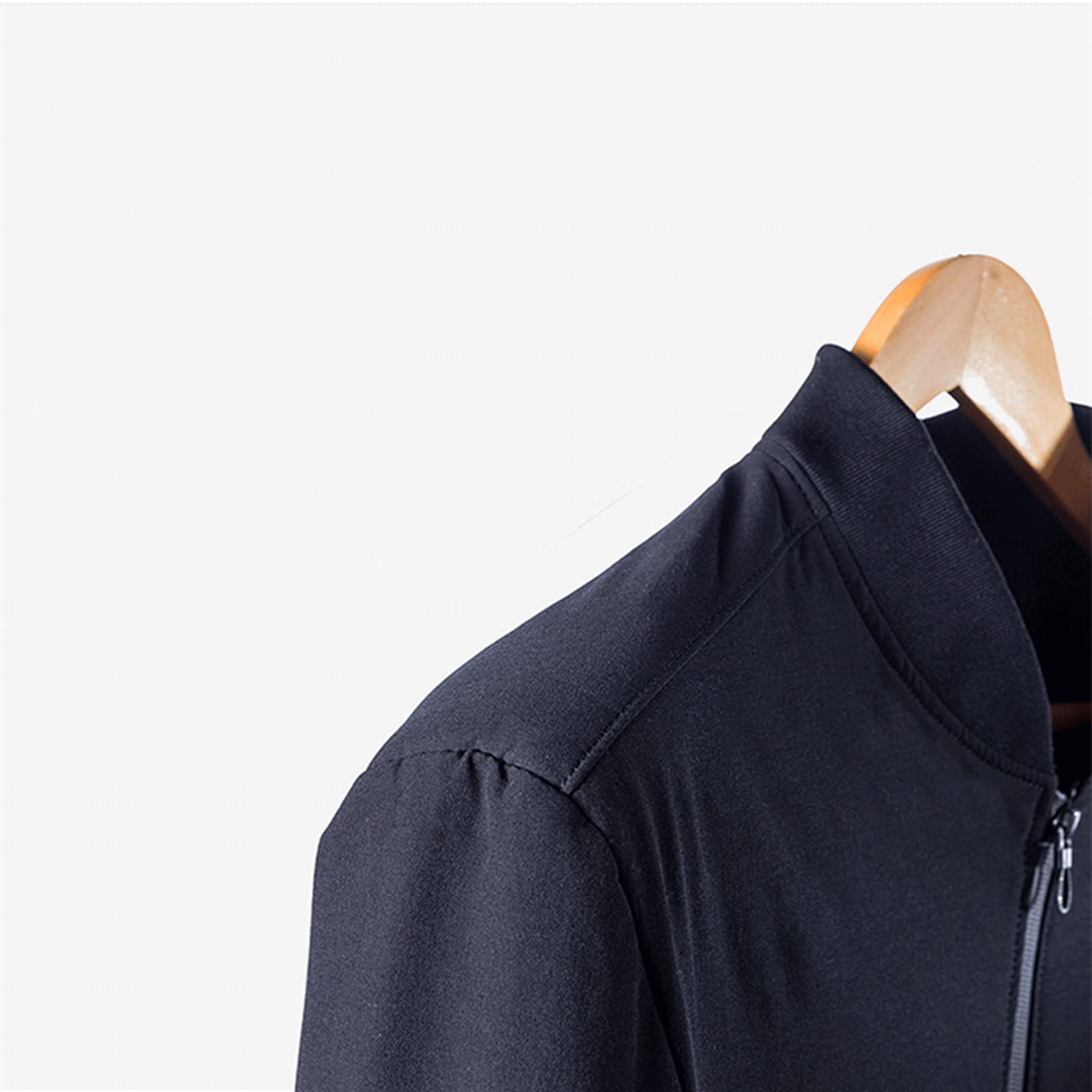 Lot de 10 cintres en bois de haute qualité à épaules larges avec barre antidérapante pour pantalons, cintres en bois pour robes, vestes, cintres à vêtements (A)
