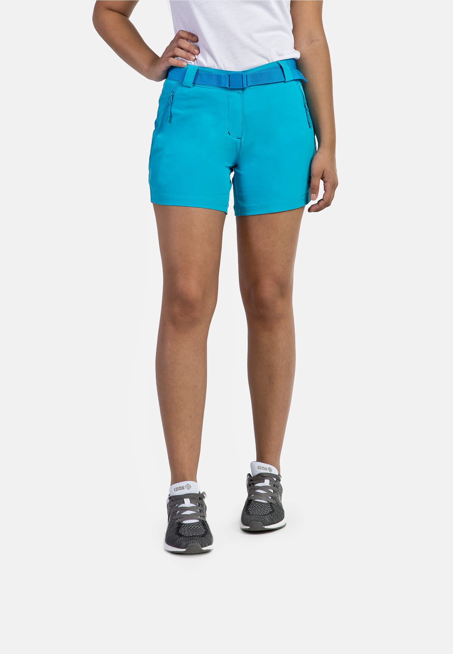 Izas Nagela II Pantalón Corto Trekking y Senderismo para Mujer. Tejido Mount-Stretch Repelente al Agua, Transpirable y Elástico. Rápido Secado. Incluye Cinturón. Regular Fit