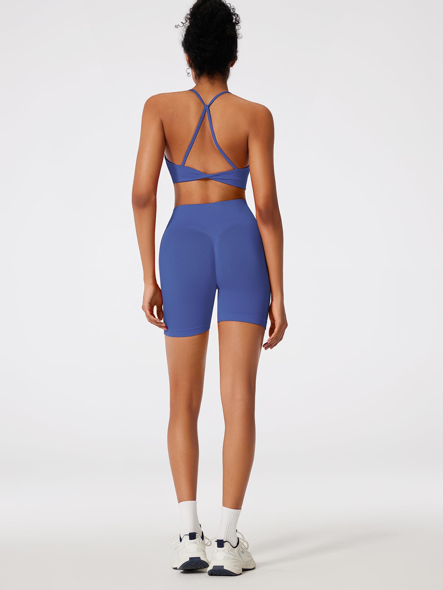 RXRXCOCO Ensemble de sport croisé pour femme, 2 pièces, débardeurs, rembourrés, avec short Scrunch caché, tenue de fitness