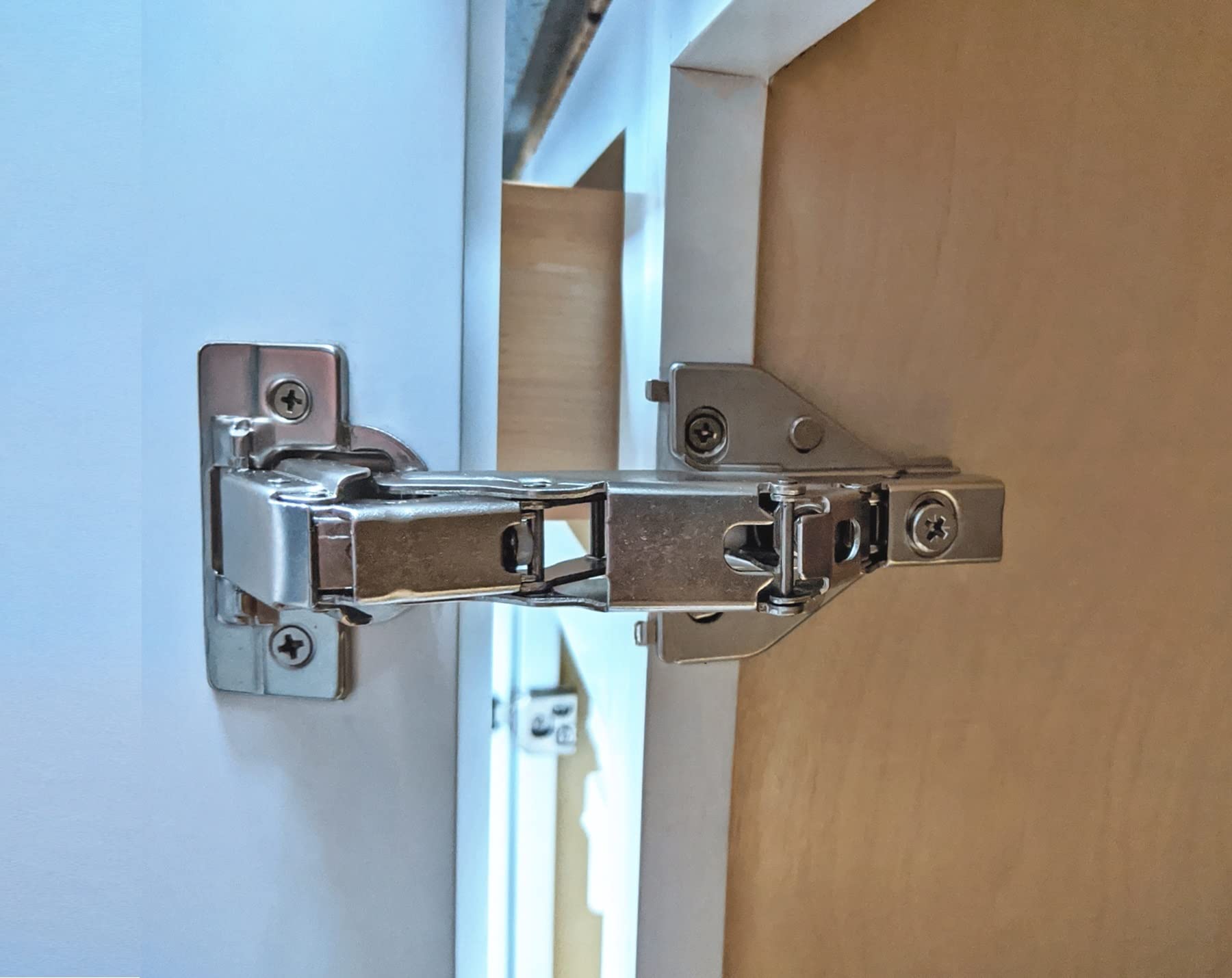 165 Degree Full Overlay ScrewOn Lazy Susan Hinge with Face
