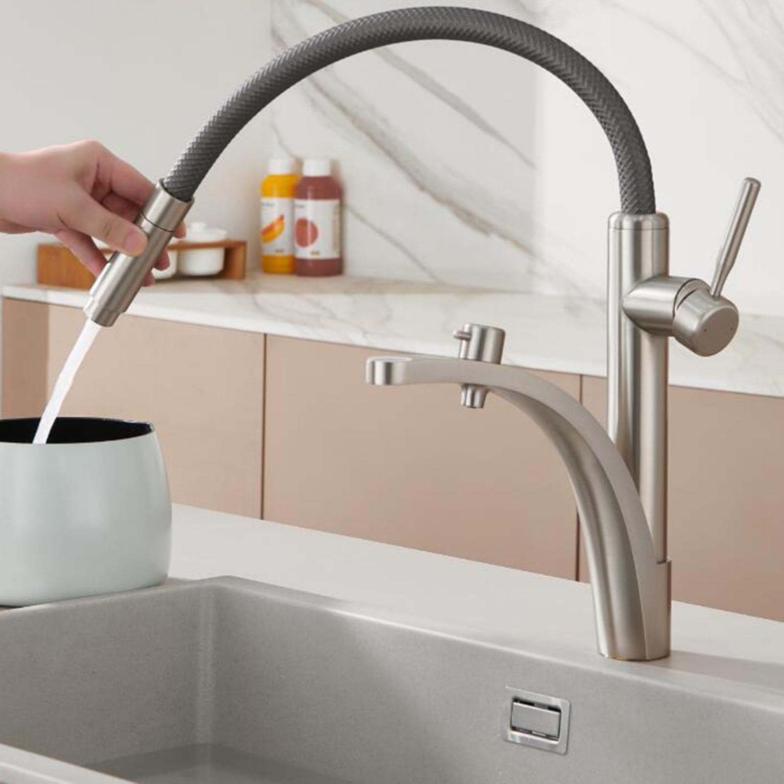 Flexibler 3-Wege-Wasserfilterhahn – Küchenarmatur aus gebürstetem Messing für einfache Filtration und verbesserte Hygiene