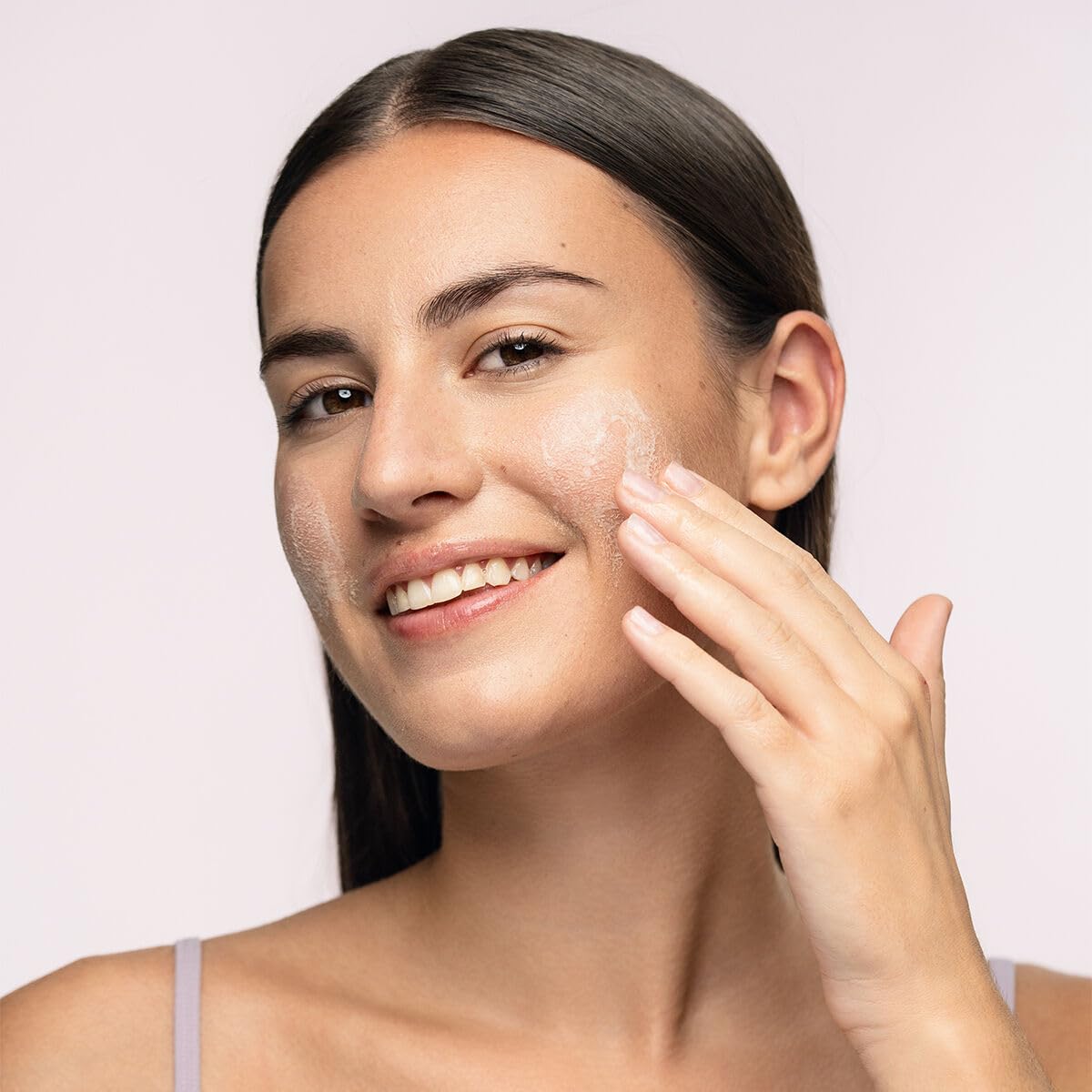 InnovaGoods® Set skincare, x1 crema hidratante facial, x1 contorno de ojos, x1 sérum facial, x1 limpiador facial, x1 tónico facial, ingredientes naturales kombucha, hidrata, ilumina. Todo tipo de piel