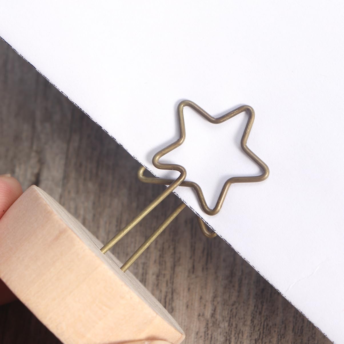 Ciieeo Wooden Base Star Memo Clip Holder for Notes Photos Cards Stylish Desktop Organizer for Home Office Use Space Saving Design Unique Fun Shape