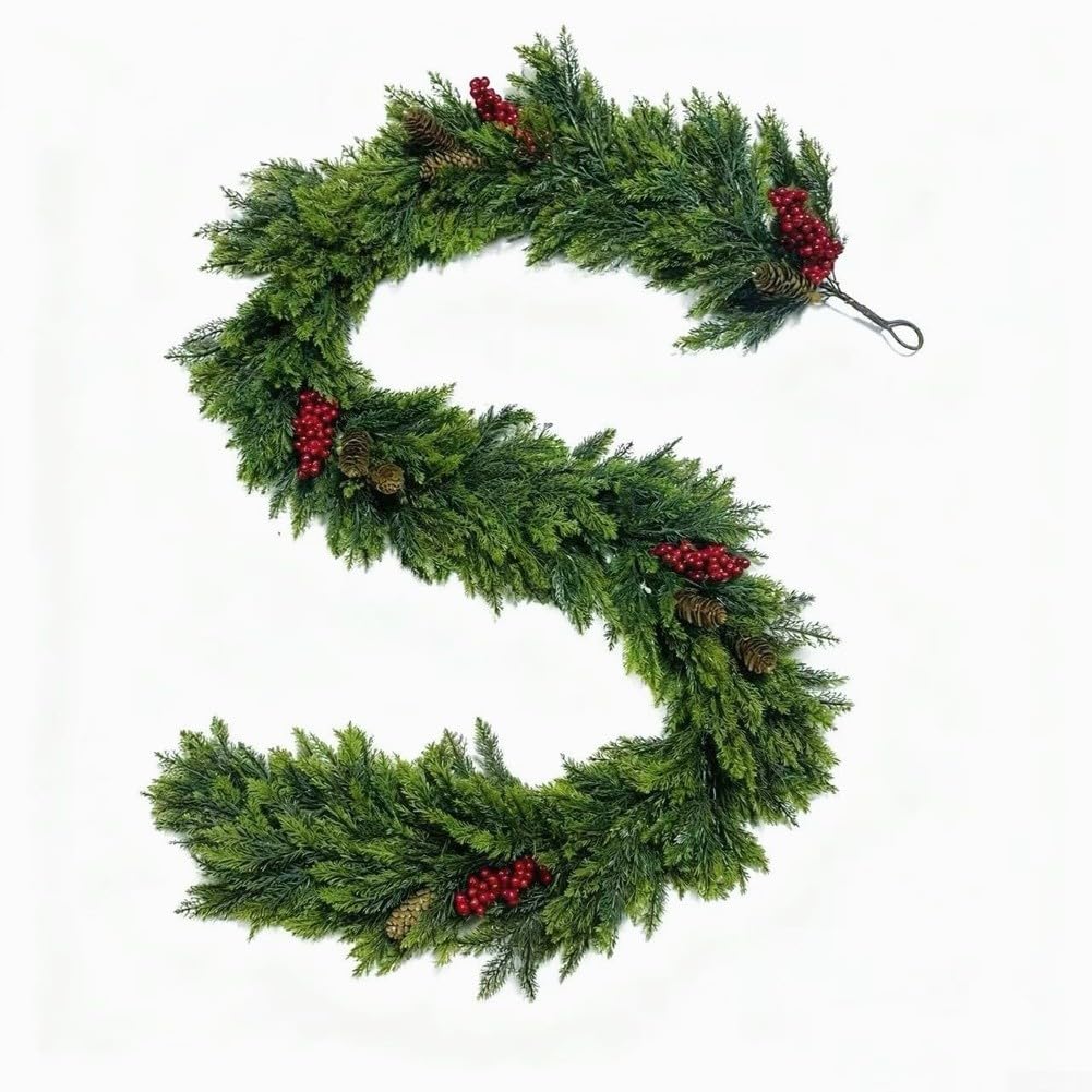 Künstliche Tannenzweige mit roten Beeren 270cm realistische Weihnachtsdekoration für Treppen Geländer und Kamin DIY Girlande(270cm)