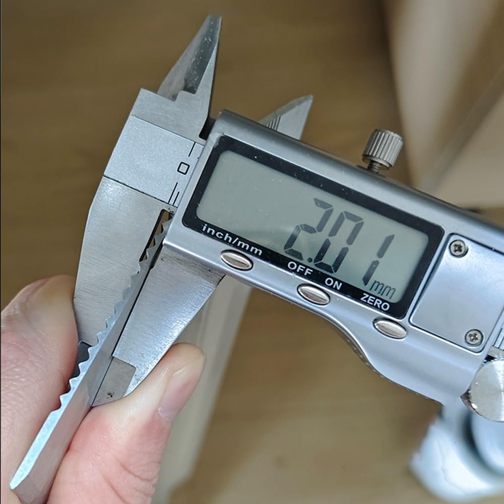 Metalowa listwa progowa do drzwi 0,9 m – reduktor nakładek do podłóg laminowanych, dywanów i płytek – szare wykończenie krawędzi podłogi (91 cm x 7,1 cm) - trwałe i stylowe rozwiązanie zapewniające