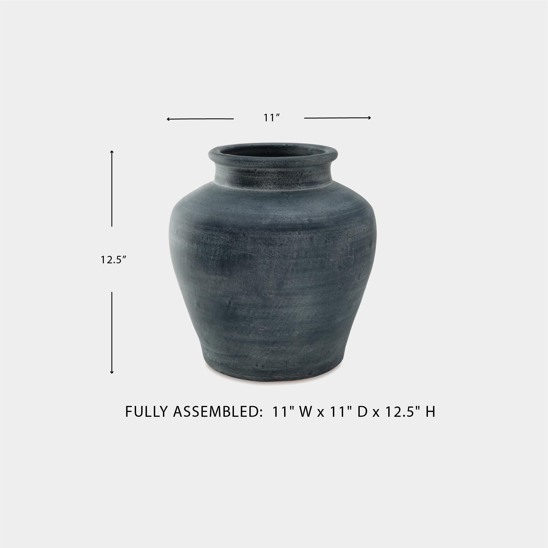 Amazon.com: Signature Design by Ashley Meadie Traditional