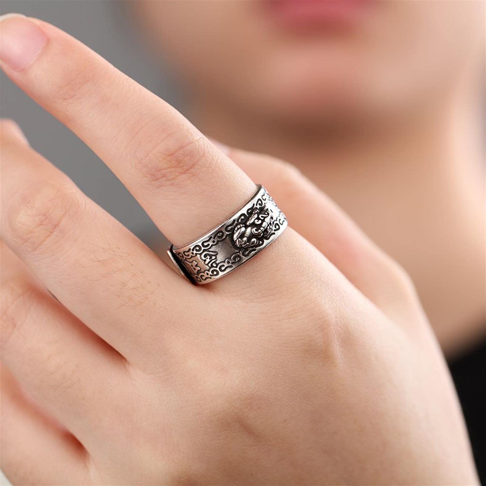 Złote/srebrne szczęśliwe pierścionki regulowane buddyjskie pierścienie Pixiu Feng Shui biżuteria unisex modne akcesoria, srebrne kobiety
