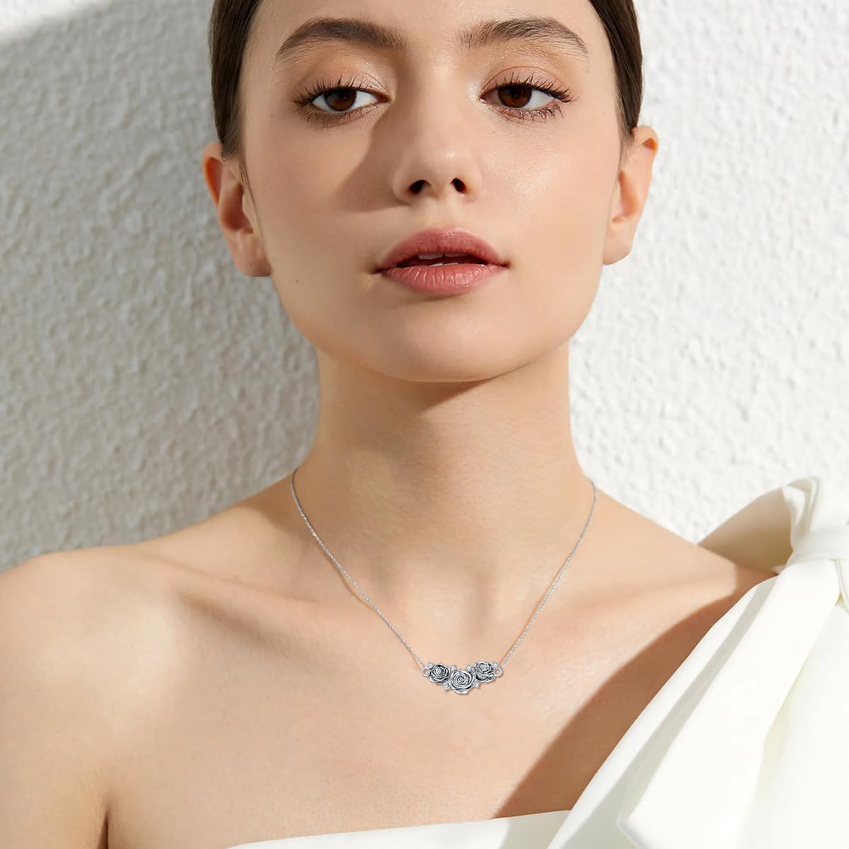 Diamond Rose Necklace for Women 925 Sterling Silver Rose Flower Necklace with Lab Grown Diamond Rose Jewelry Gifts for Mom Wife Girlfriend Daughter Sister