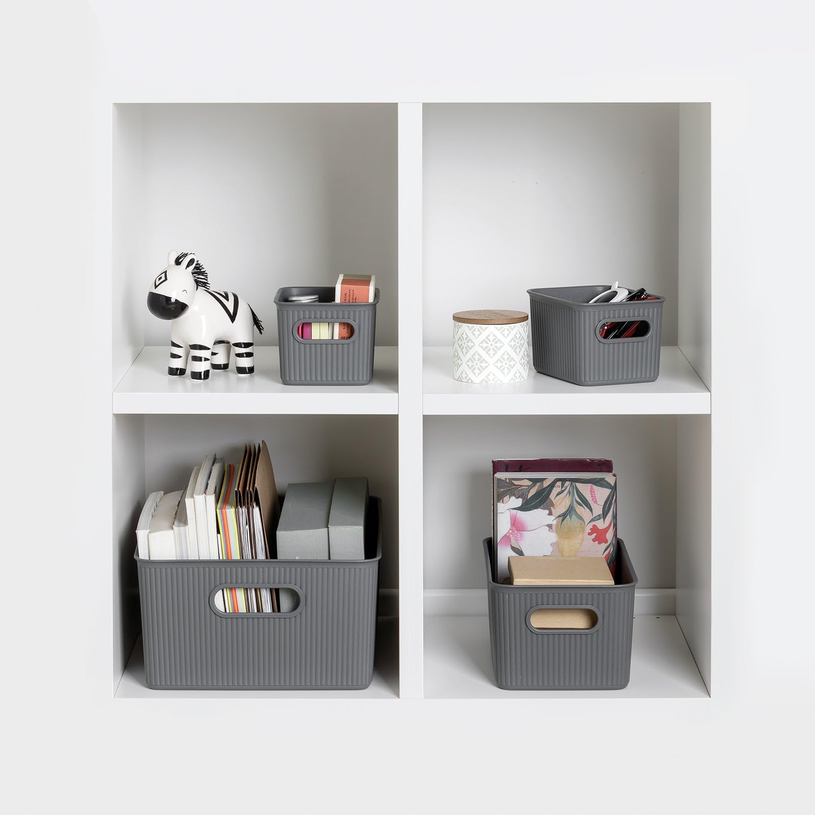 TATAY Cestino Portaoggetti Plastica 15 L Baobab | Scatola Organizzatrice | Manici Integrati | Design Compatto e Versatile | Plastica Senza BPA | 29,4 x 38,5 x 16 cm, Grigio