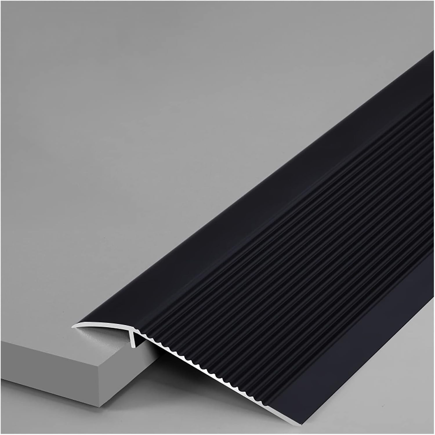 Remys Black Heavy Duty Non-Slip Cuttable Metal Flooring Edge Trim,Doorway Floor Transition Strip For Wood To Tile/Tile To Tile/Carpet To Tile, 90Cm/35.4Inch Length(Black)