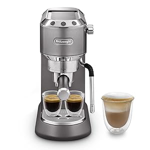De'Longhi Dedica Arte EC885.GY, Máquina de Café Tradicional de Bomba, Máquina de Café Manual, Varilla de Vapor My LatteArt, Diseño Compacto de 15 cm de Ancho, Apto para Tazas de hasta 13 cm, Gris