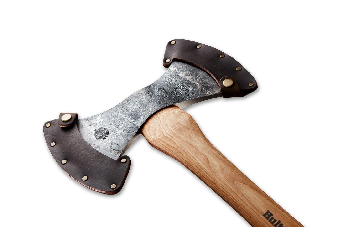 Handgeschmiedete Wurfaxt WETTERHALL 810mm I Hultafors I Geschmiedet in Schweden I 2280g DoppelaAxt mit Hickory Holzstiel I Nachschleifbar I Inkl. Leder-Klingenschutz I 841750