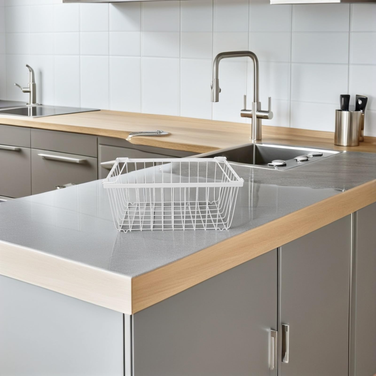 Gefrierkorb aus Metall Stapelbarer Drahtkorb mit Klappgriffen Kühlschrank Aufbewahrungskorb für Gefriertruhe Optimierte Luftzirkulation Platzsparend für Haushalt und Gastronomie
