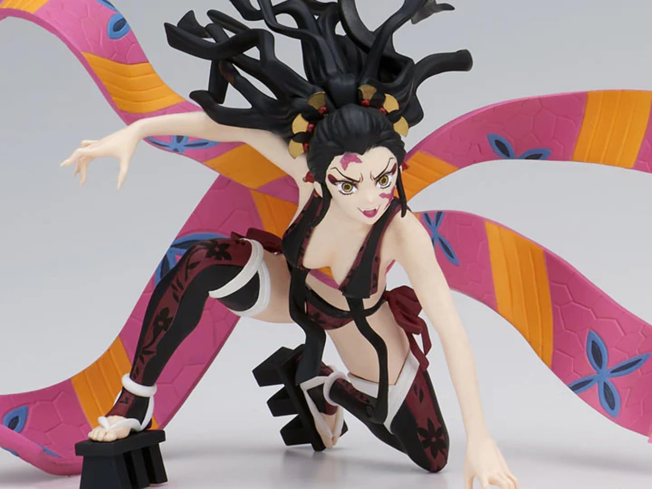 Banpresto - Demon Slayer: Kimetsu no Yaiba - Daki (ver. A), Bandai Spirits Vibration Stars Figure