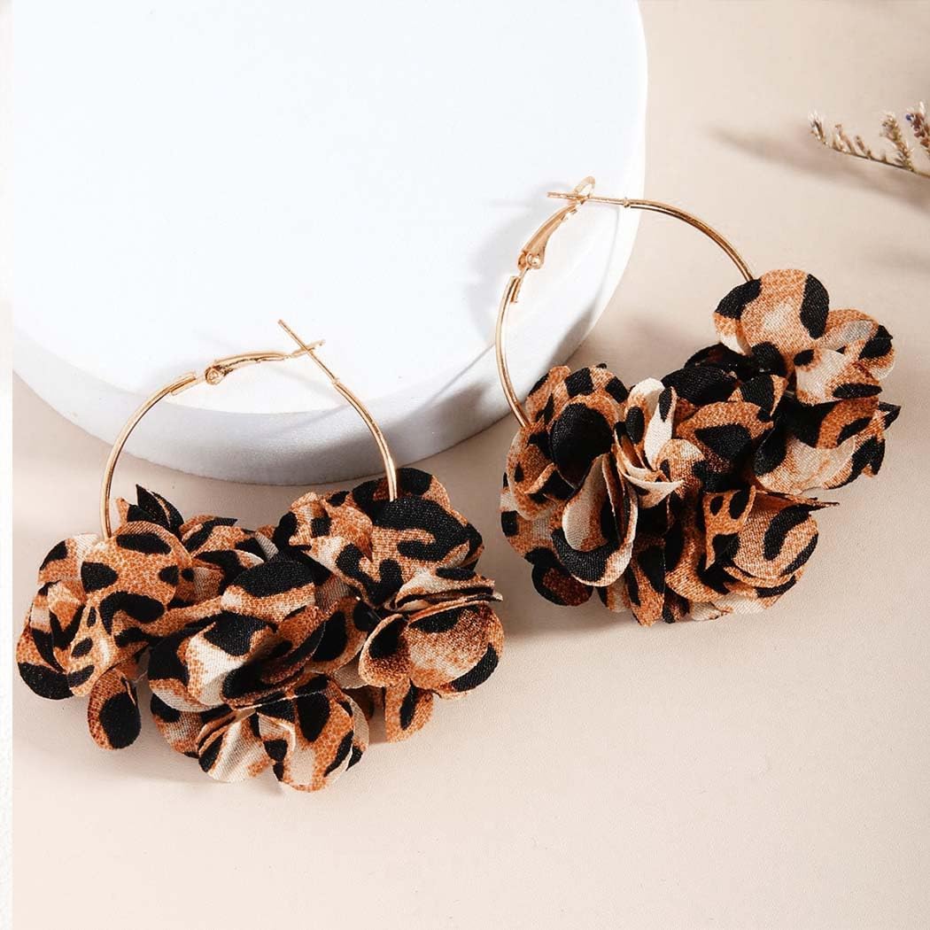 Colorful Flower Earrings White Floral Hoop Earrings Elegant Camellia Huggie Earring Jewelry for Women - Image 3