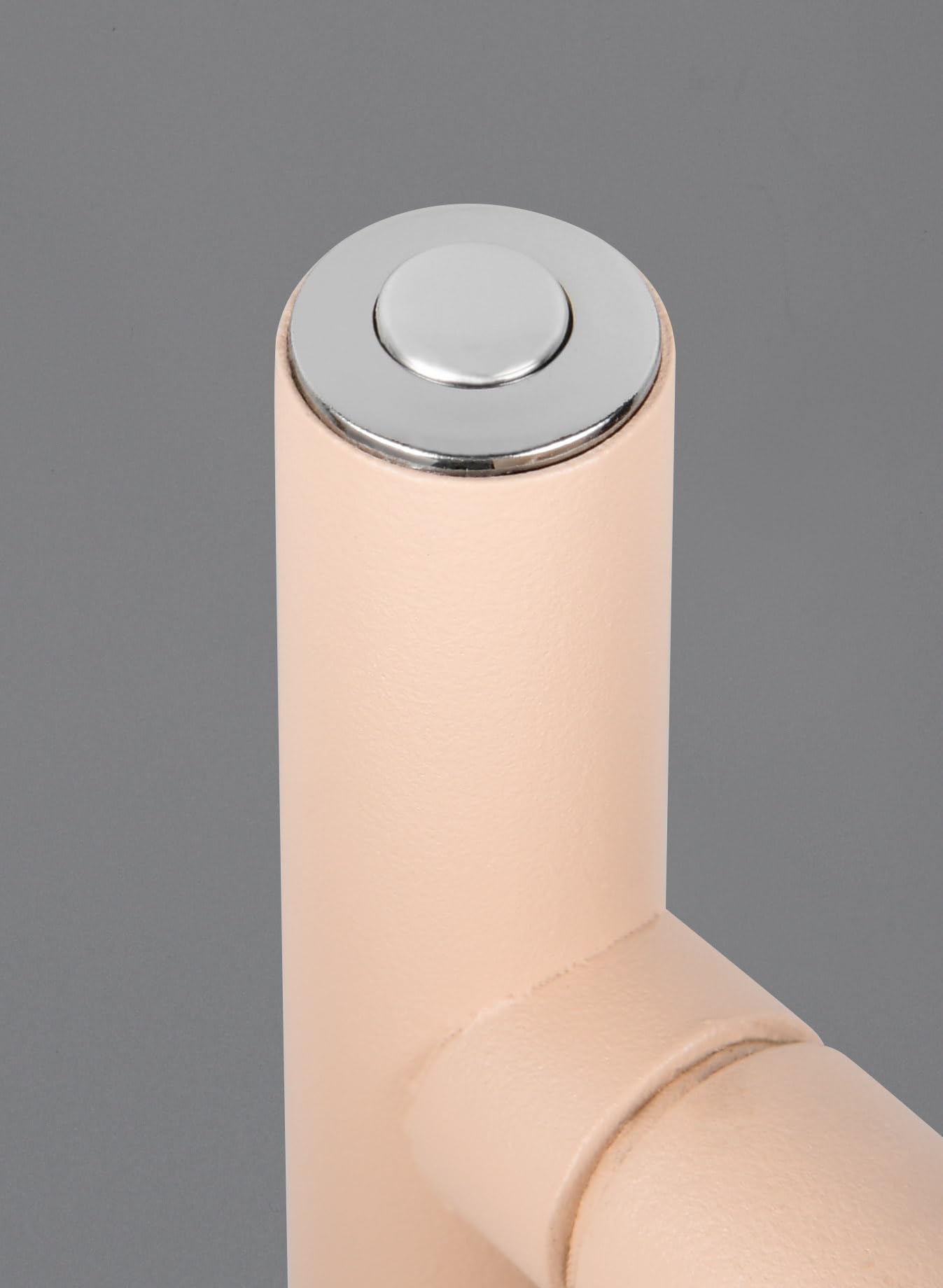 Molto Luce LED vloerlamp Mimo F, zandkleurig, aluminium Molto Luce LED vloerlamp Mimo F, zandkleurig, aluminium