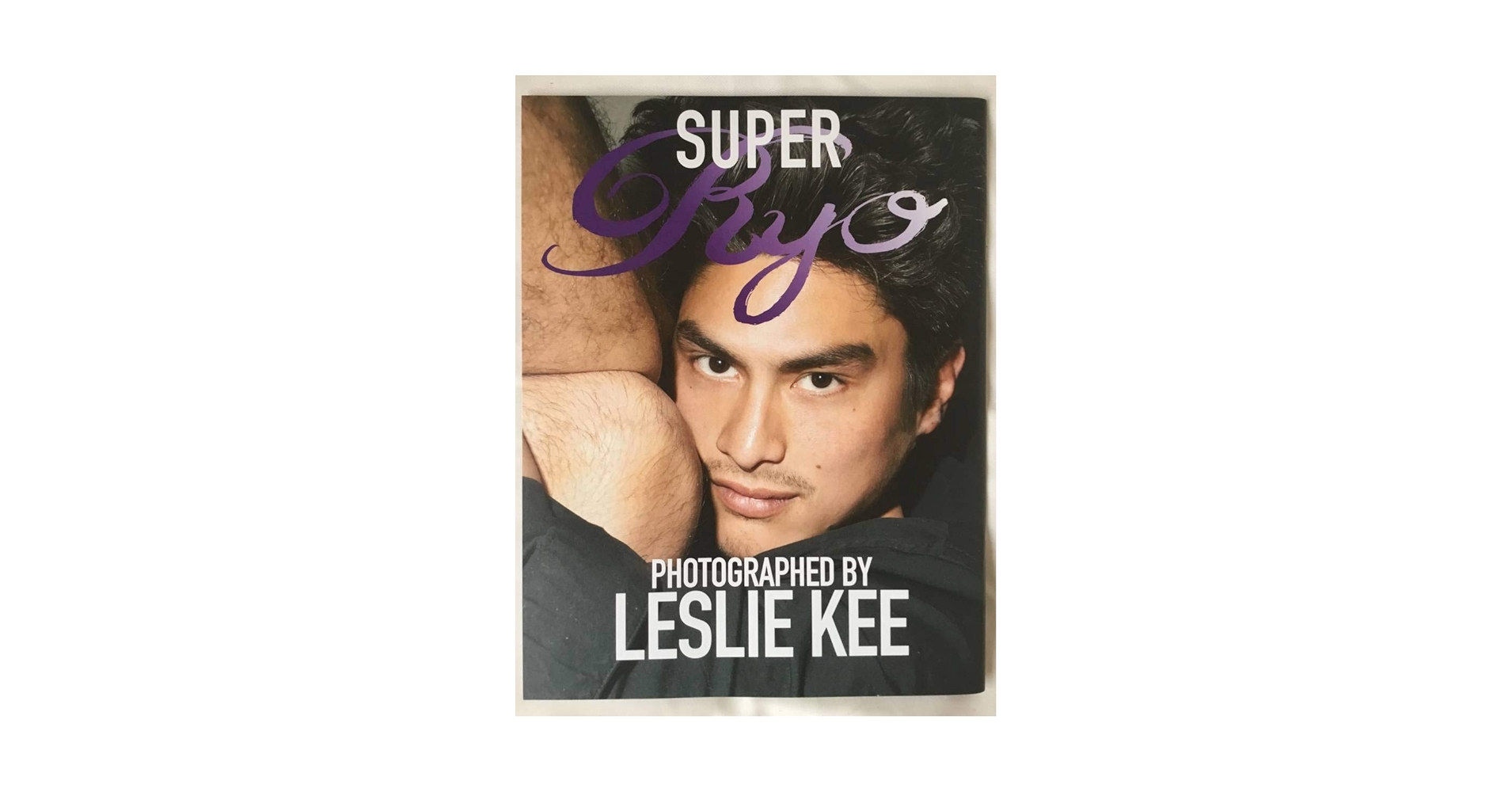 Leslie Kee (レスリー キー) 写真集『SUPER RYO』 Amazon.co.jp: Leslie Kee SUPER Ryo レスリーキー スーパー