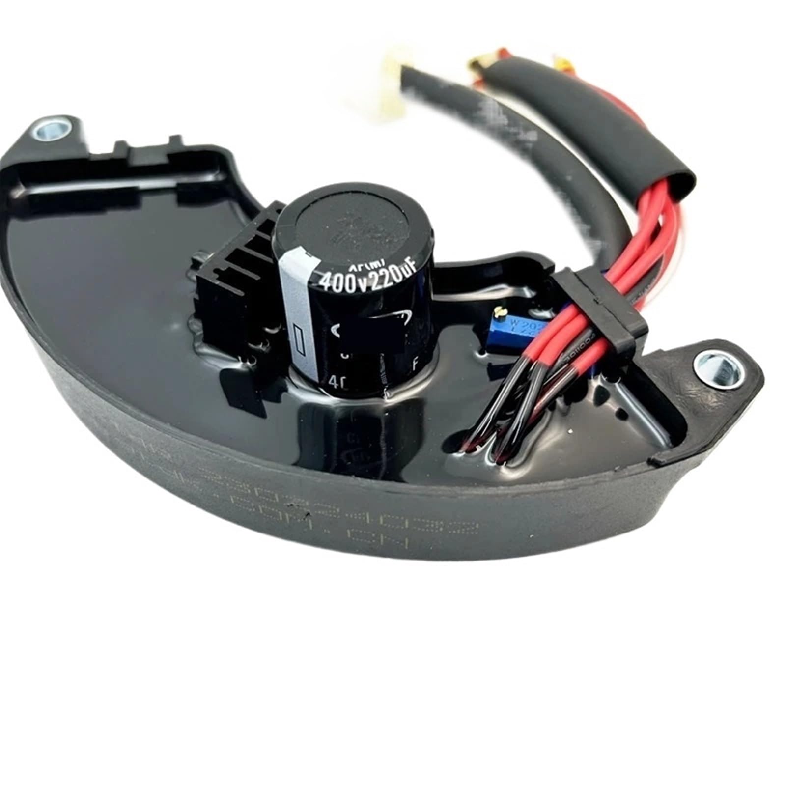 1 sztuka generatora benzynowego 7 kW z automatycznym regulatorem napięcia i stabilizatorem (AVR) AVR7-3I4R, trójfazowy, 8-żyłowy, 400 V/220 µF, akcesoria