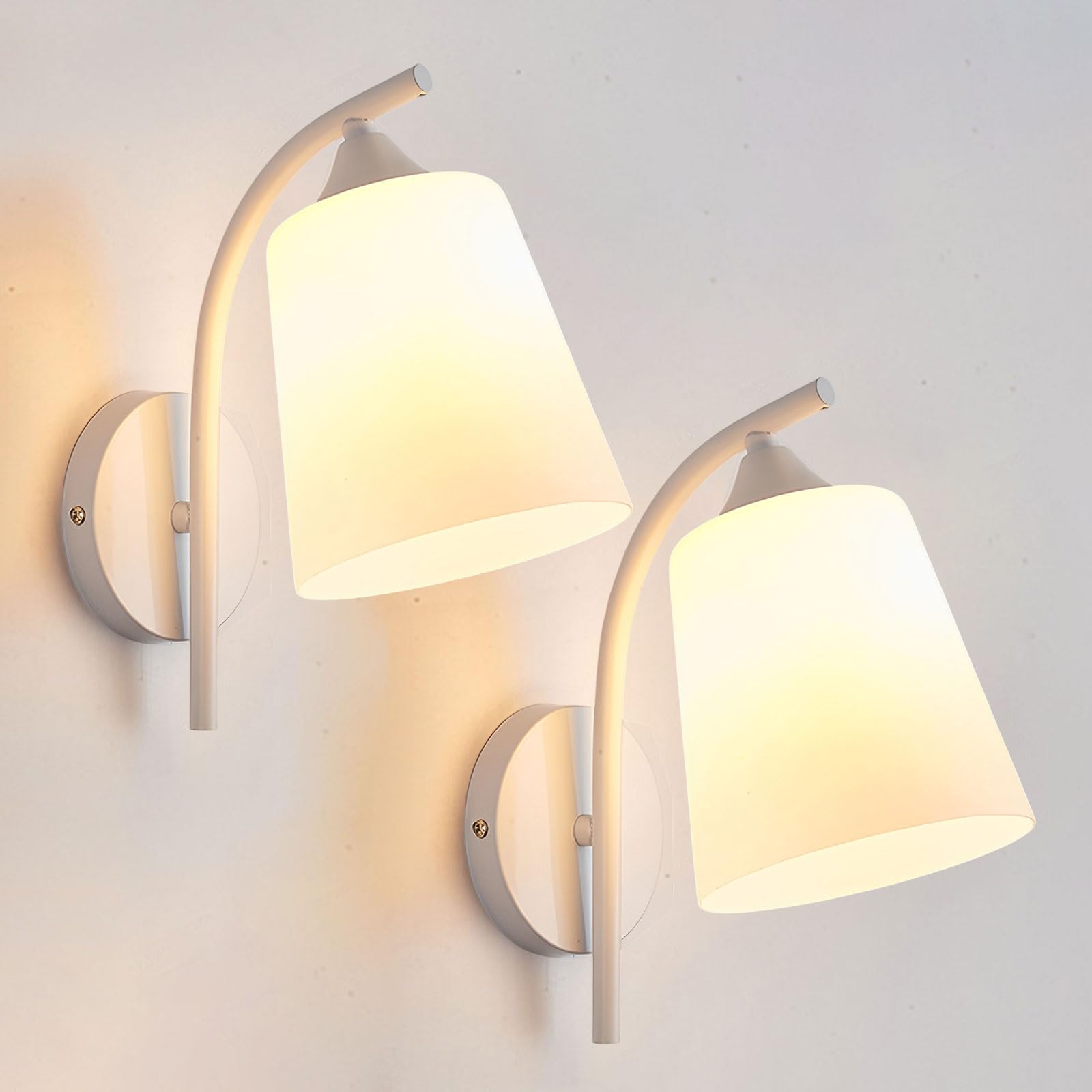 Lampe Murale en Verre Blanc : Évitez l'Éblouissement avec ce Luminaire