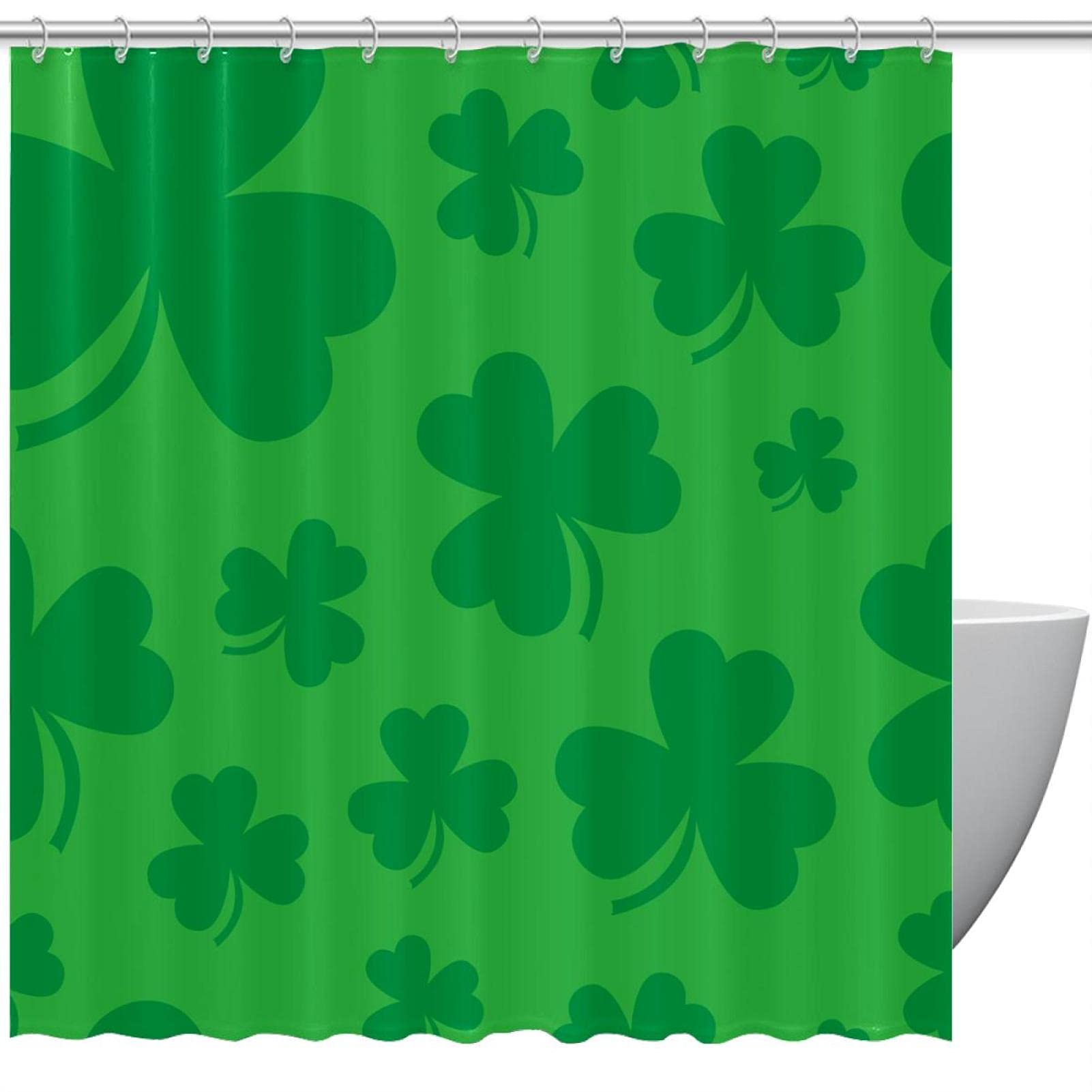 Rideau de douche vert fini l'eau au sol avec ce tissu imperméable