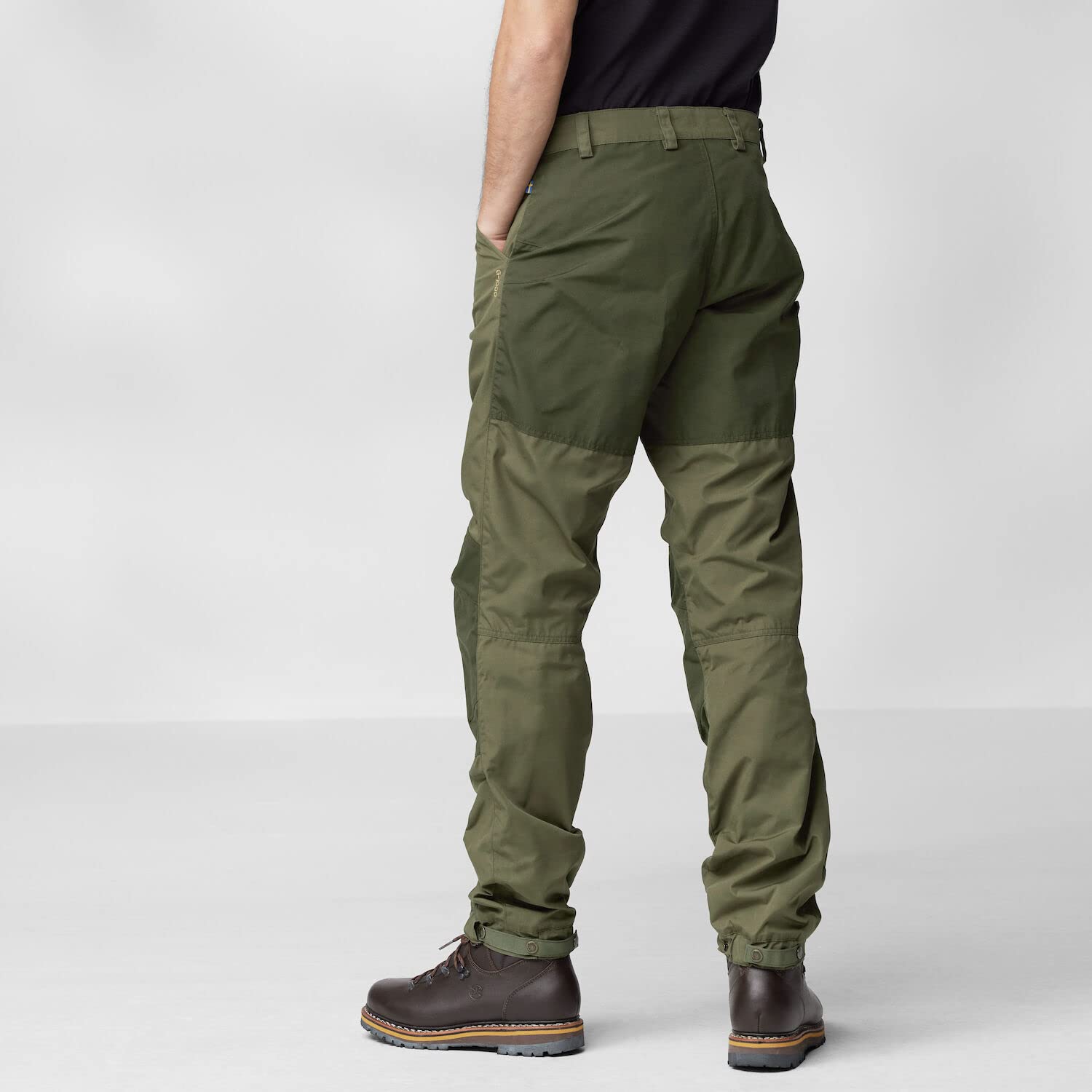 FJALLRAVEN Spodnie marki Greenland Trail Trousers M