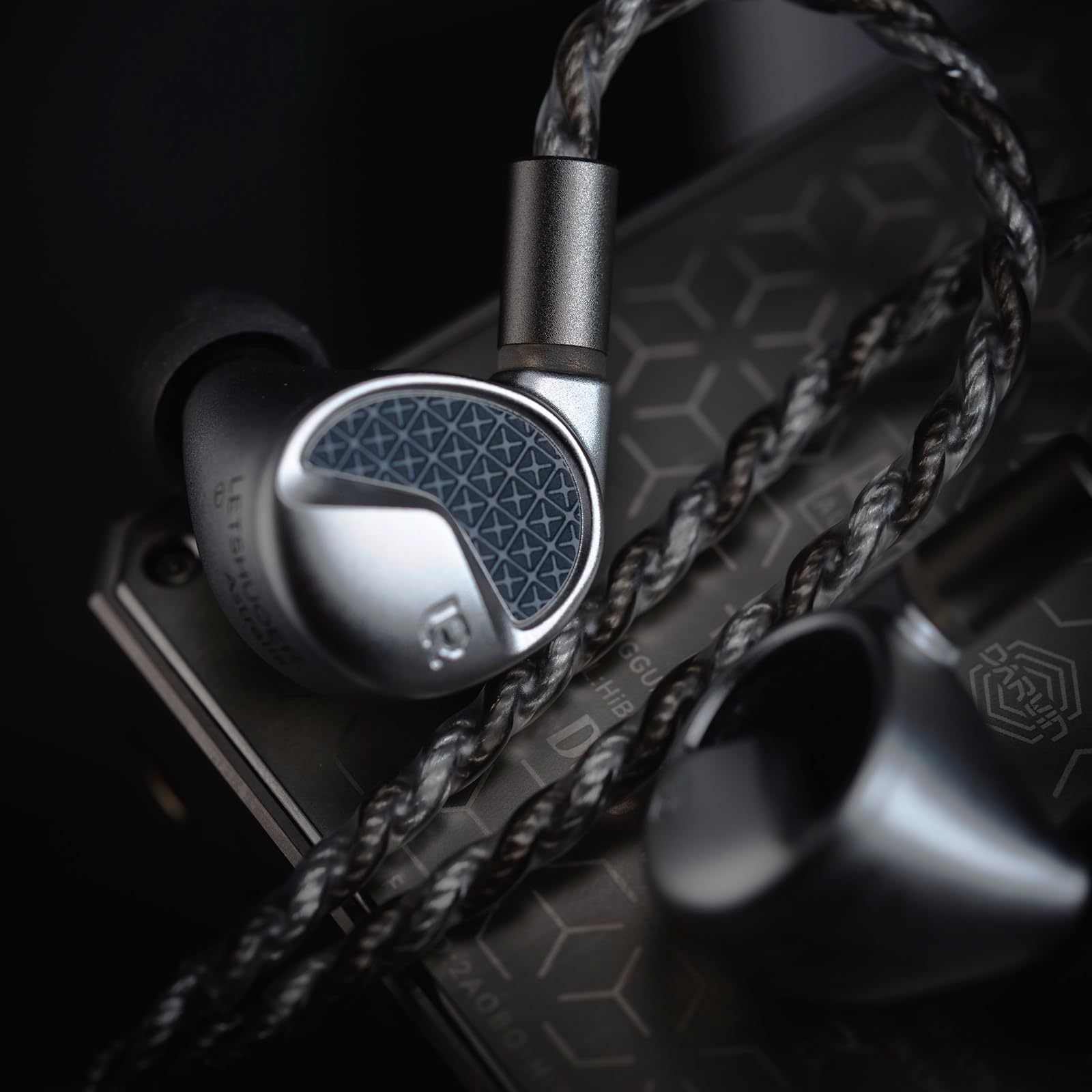 Letshuoer Astralis In-Ear-Kopfhörer, 15,5 mm, 5. Generation, Ringtyp, Planar-Membran-Treiber, HiFi-Ohrhörer, planares IEMS mit abnehmbarem, versilbertem Kupferkabel