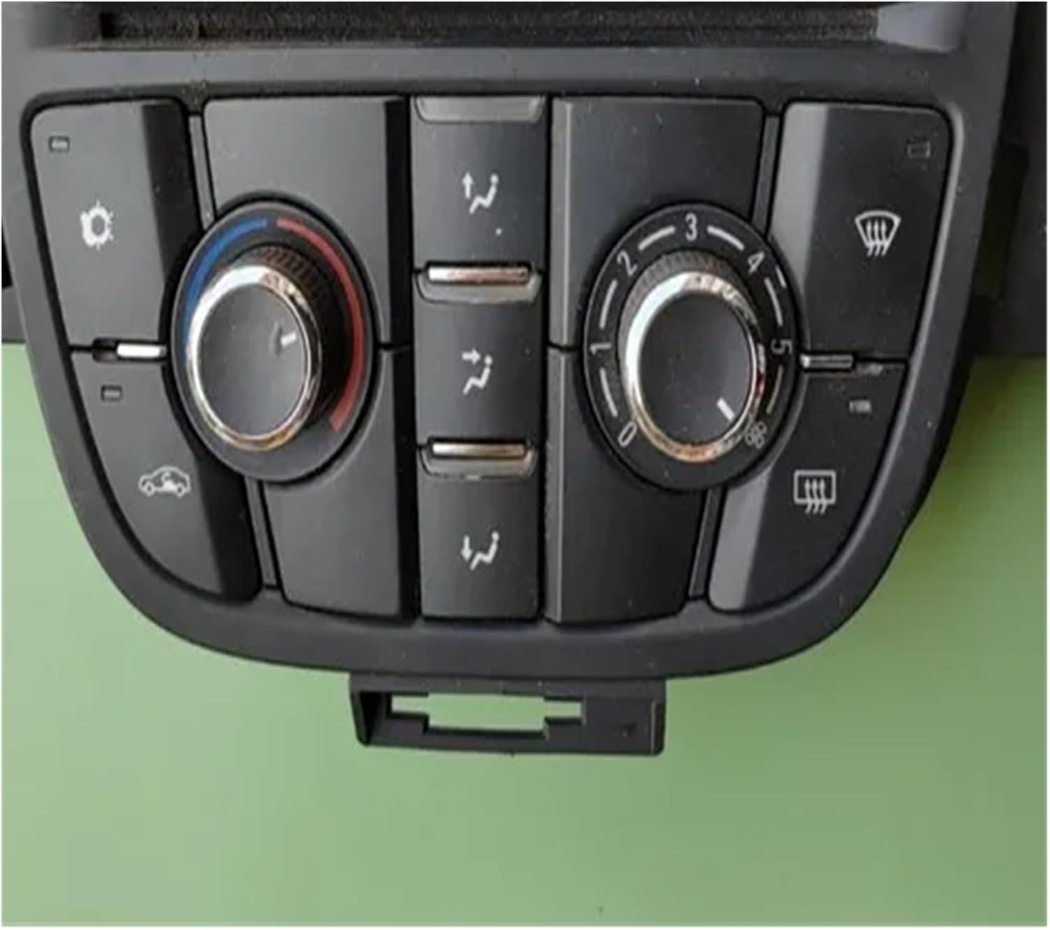 Compatible with Buick Excelle Air Conditioning Switch Controller Central Control Multimedia CD Panel Assembly 13346104/13390347 1pcs(Color:Manual AC)