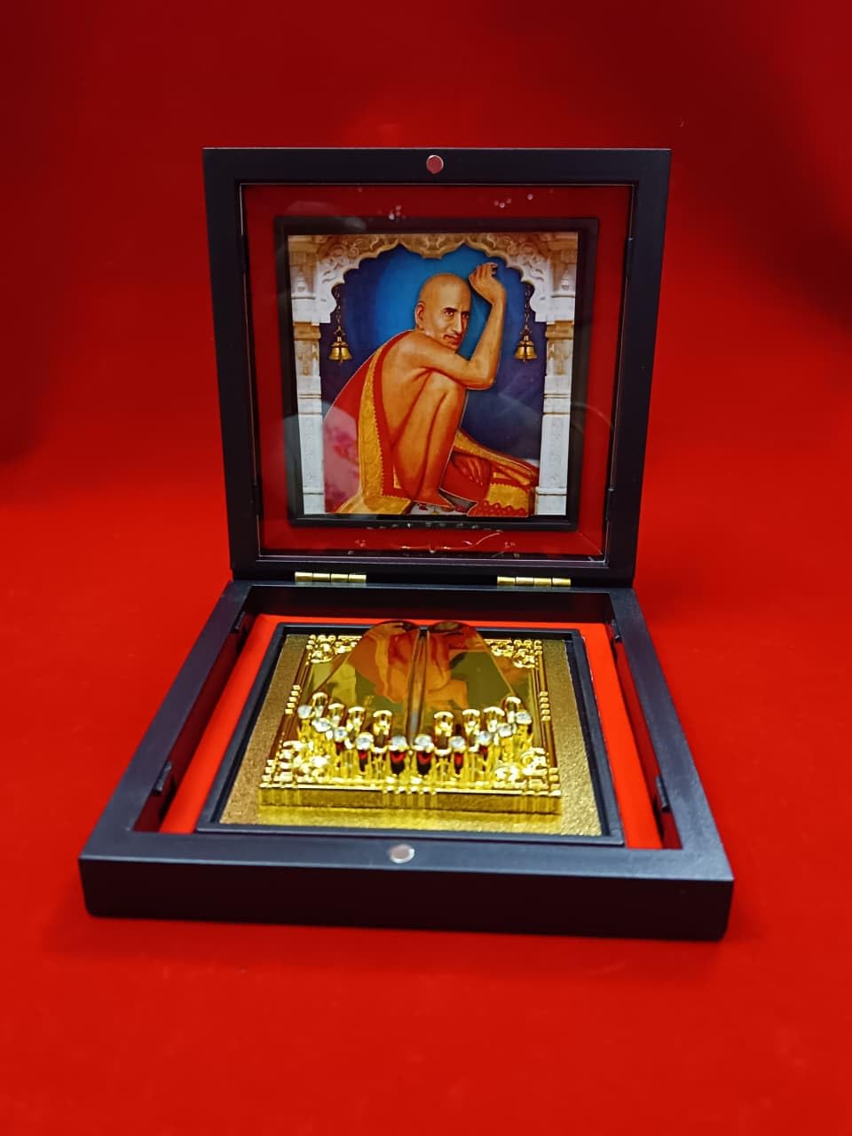Yantram 3D Gajanan Maharaj Charan Paduka Frame Box Pocket Temple | Devotional Frame with Golden Paduka | Home Temple Decor, Pooja Room Decoration, Spiritual Gift for Home & Office-image-41