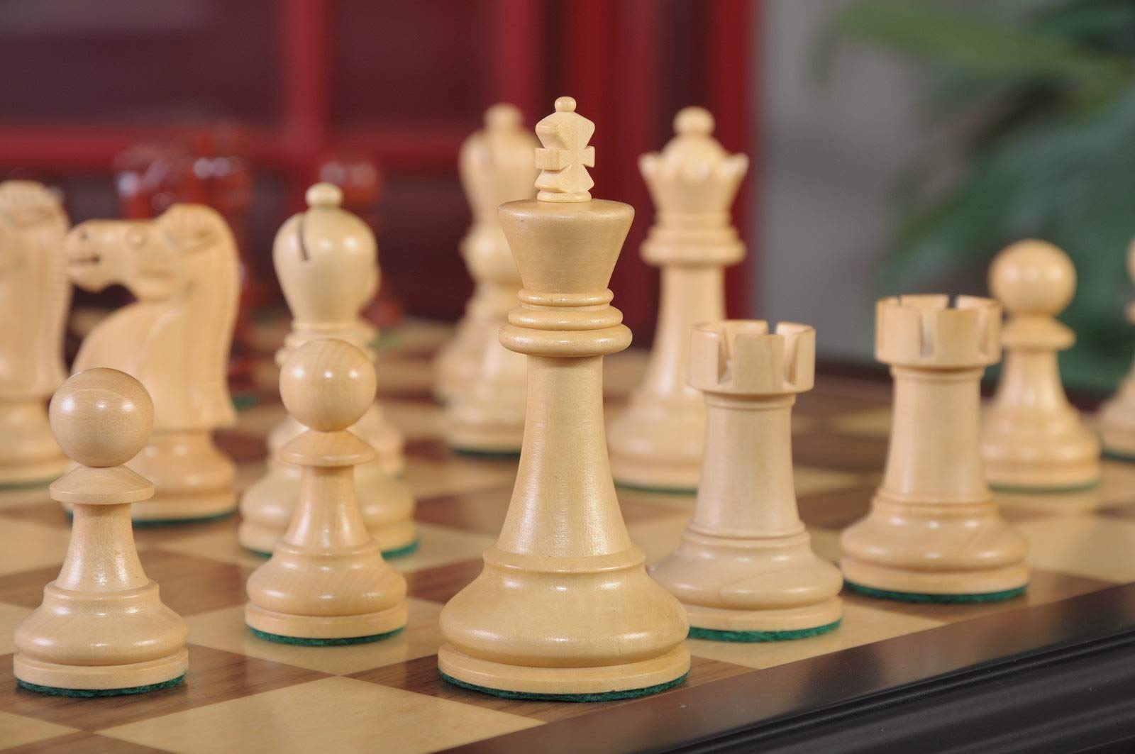 The Reykjavik II Series Library Chess Set and Tiroir Combination - Natural Boxwood and Blood Rosewood - by The House of Staunton