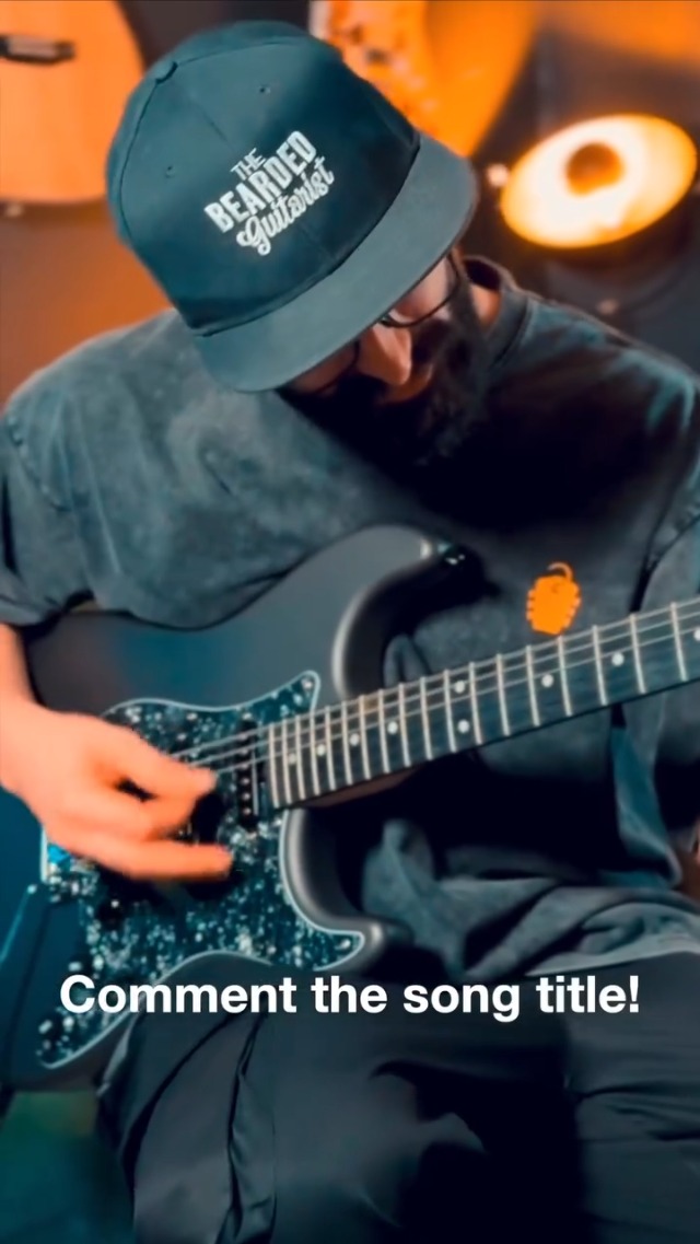 Amazon | Enya XMARI スマートエレキギター - 内蔵DSPエフェクター・4