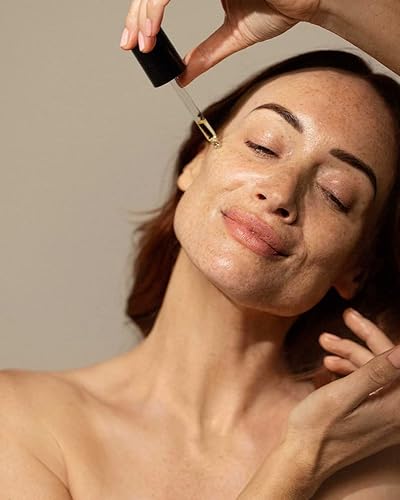 Miniatura 3 de Henné Organics Aceite facial Serene  Equilibrante y no comedogénico para pieles sensibles  Vegano (tamaño de viaje, 0.35 fl oz)