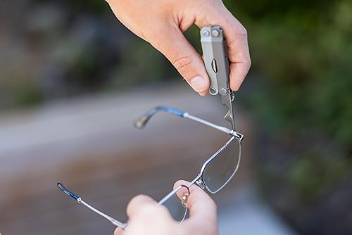 Miniatura 6 de LEATHERMAN, Micra, llavero multiherramienta con herramientas de aseo, mini navaja para transporte diario (EDC), pasatiempos y al aire libre,