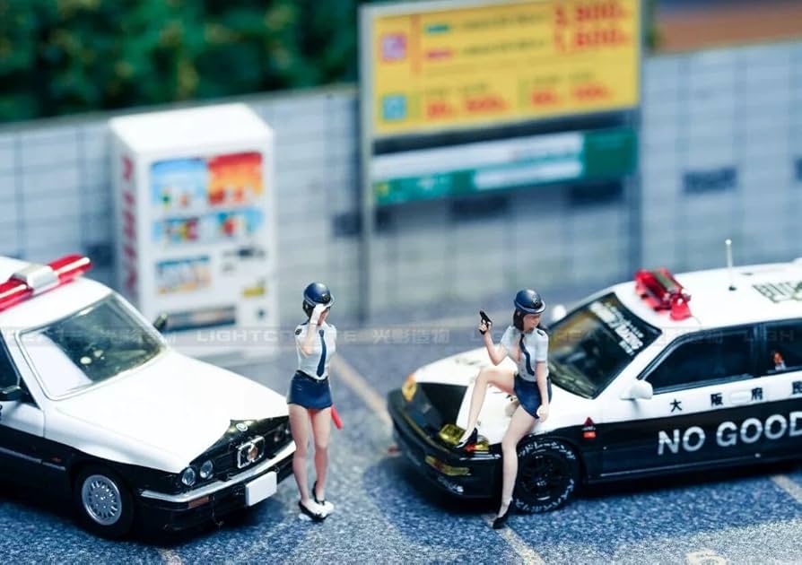 Amazon.co.jp: 1/64 警察 フィギュア 2体セット ミニカー