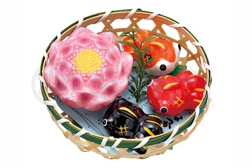 Amazon.co.jp: 浮き球 浮き玉/ぷかぷか出目金セット/陶器 ビオトープ