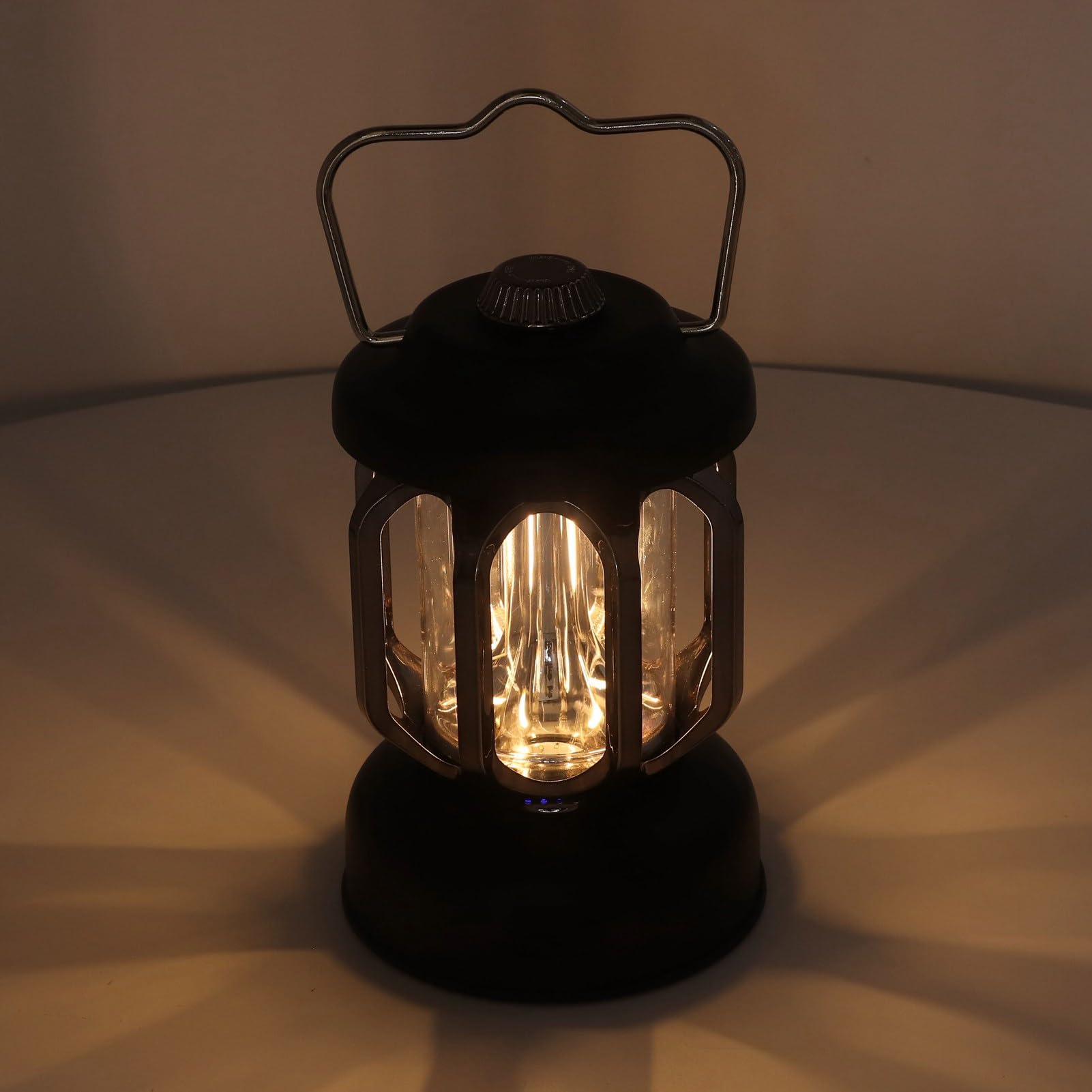 SIXRUN Retro-Campinglaterne, ABS-Vintage-Campinglampe mit Wiederaufladbarem Typ-C-Akku, 3 Lichtmodi, Dimmbares, Wasserdichtes Hakendesign für den Notfallgebrauch Im Zelt, Garten, Terrasse (BLACK)