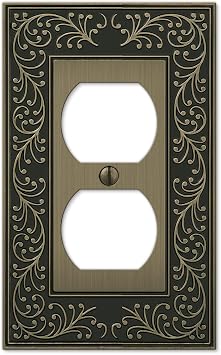 Eng. Garden Brushed Brass 1 Duplex Outlet