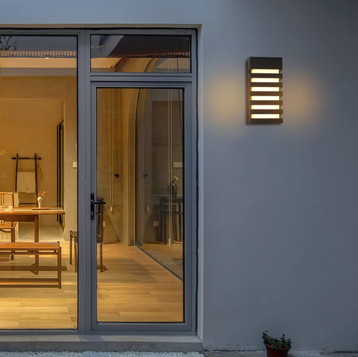 LUSSIOL, Applique da parete esterna Marlon, 5 W, illuminazione LED 3000 K, anti-acqua IP54 ideale per terrazze.