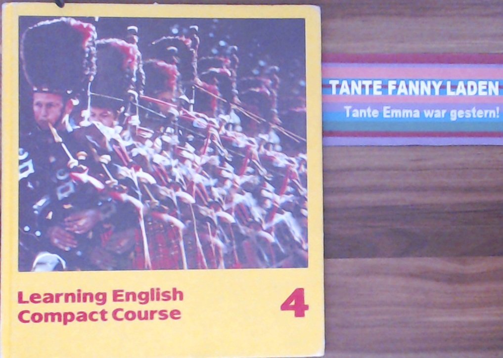 Amazon.co.jp Learning English 4. Compact Course. Schuelerbuch