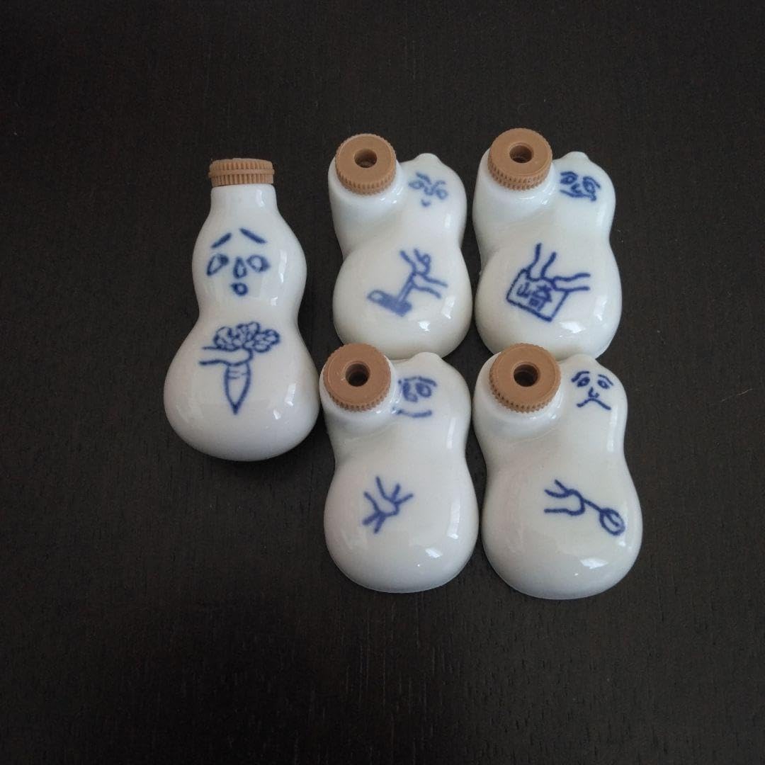 筆置き 崎陽軒のシュウマイに付いてくる醤油入れのひょうちゃん 可愛くて捨てられない かといって意外と使い道がわからない… ある時ひらめいた💡  絵を描いていると筆の置き場に困る いくつか筆置きを試したけどどれもしっくりこなかった けどひょうちゃんは筆置きに ... 崎陽軒ひょうちゃん 醤油入れ 5個