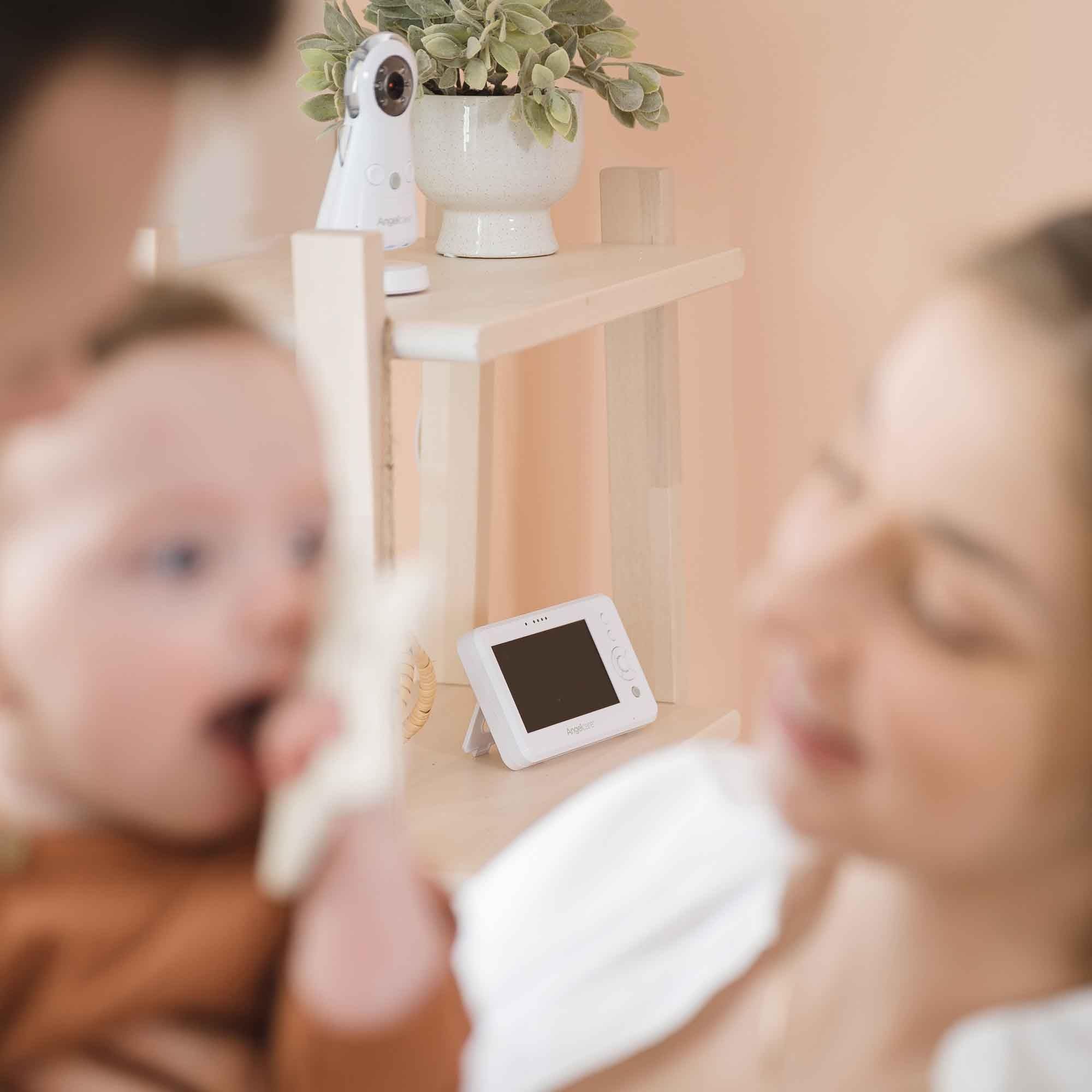 Angelcare - Babyphone Video avec Moniteur de mouvements AC25 - écran 4,3" & caméra HD - veilleuse & berceuses - Portée jusqu'à 150 mètres