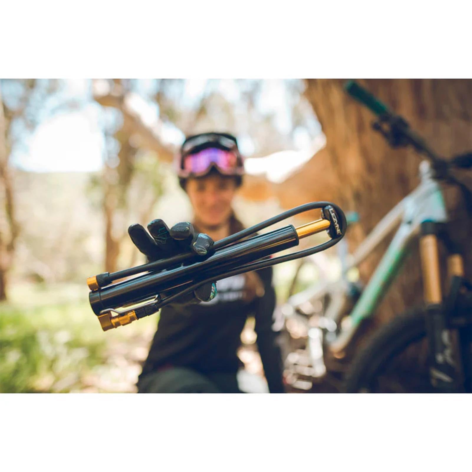 LEZYNE Kompakte Fußpumpe Micro Floor Drive HP