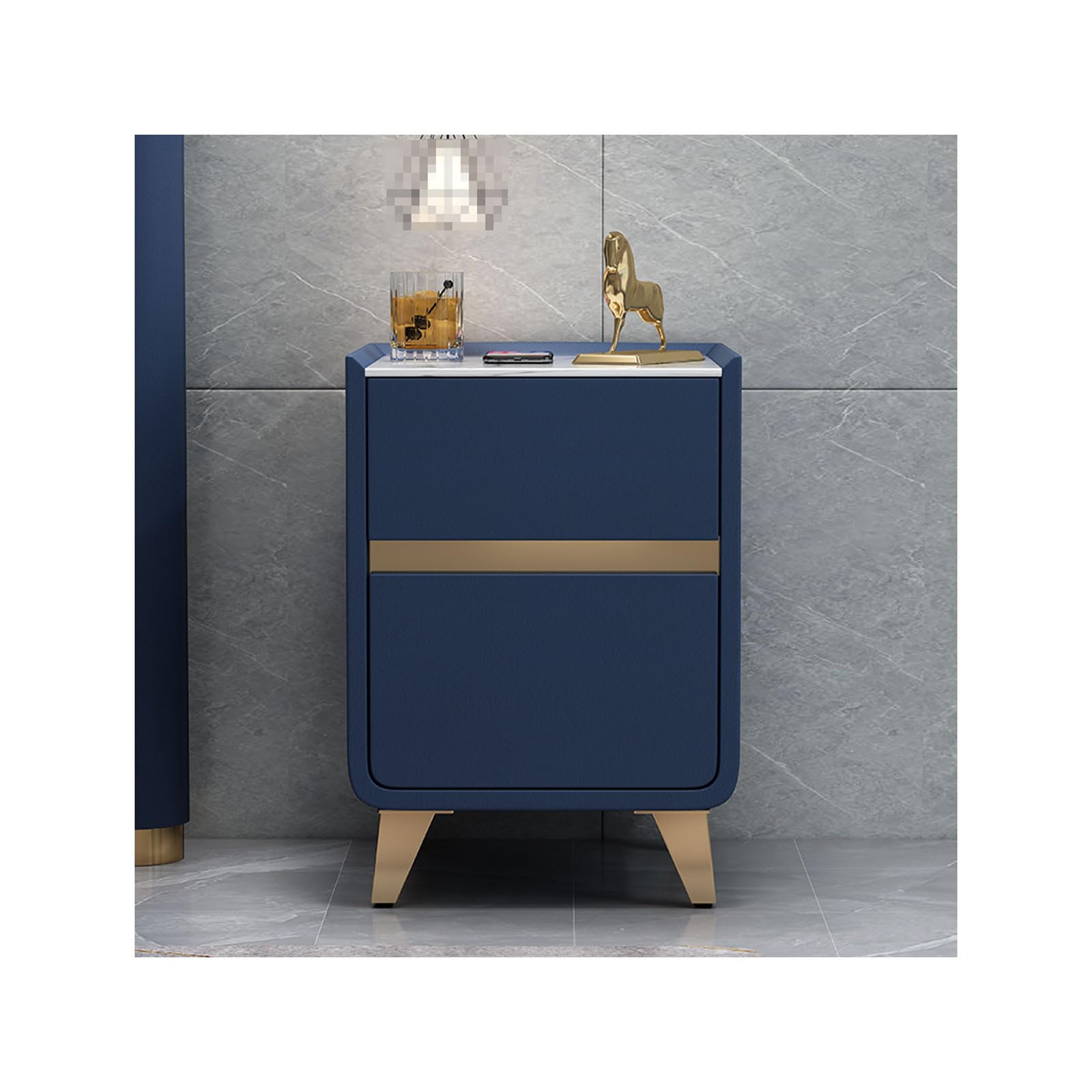 Table de chevet étroite pour gagner de la place dans une petite chambre en appartement