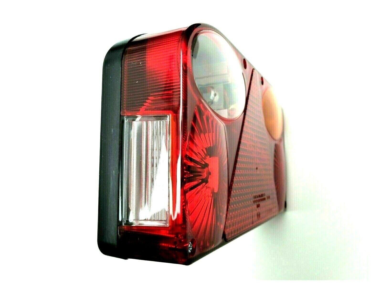 Kit de iluminación LED para remolque 12V/24V – 2 luces traseras LED, luces matrícula, reflectores y cable 13 pines – Homologación E9