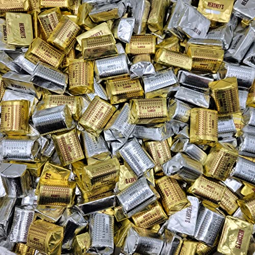 Hershey’s Nuggets - Milk & Dark Chocolate With Almonds Assortment - 90 Nuggets (2 Pounds) Individually Wrapped Candy - Bulk Party Pack #TOP10