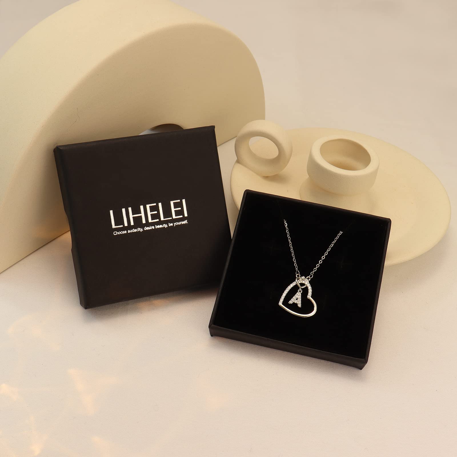 LIHELEI Collana Donna Argento, S925 Argento 26 Lettera Maiuscola Con Zirconi Collana Moglie Mamma Fidanzata Compleanno San Valentino Natale Anniversario Festa Della Mamma Gioielli Donna Regalo
