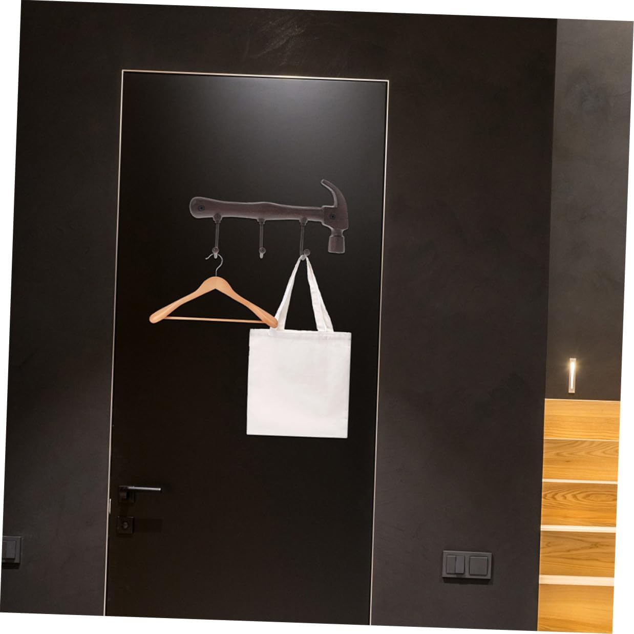 2pcs Retro Hammer Shape Wall Hooks Cast Iron Coat Hanger Vintage Wall Mount Rack with Screws for Home Entryway Closet Organization