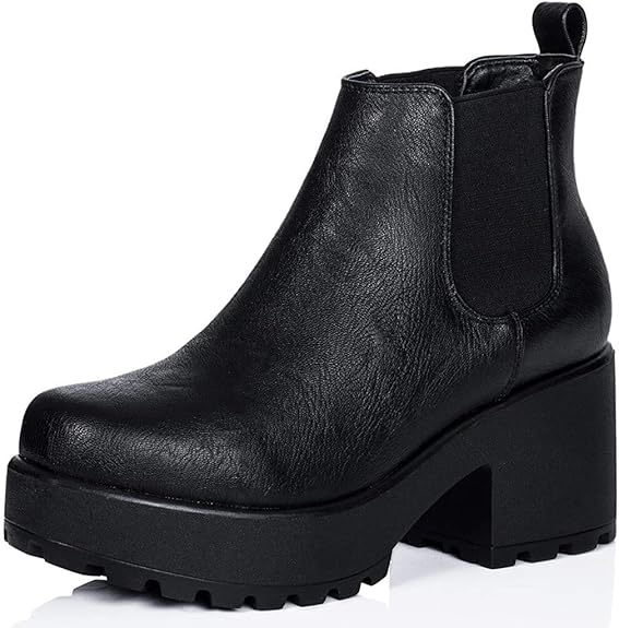 cleated platform pull on chelsea boots