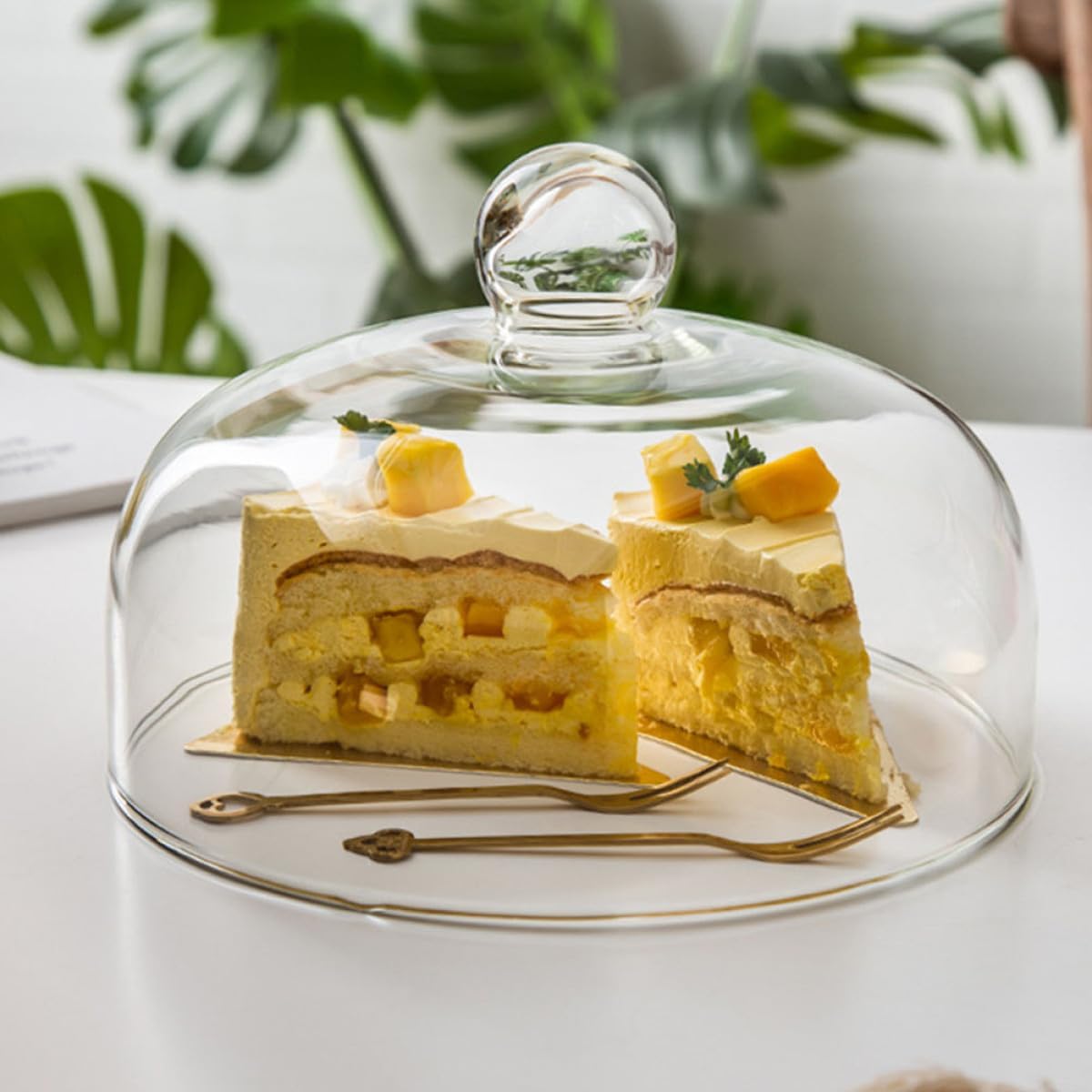 Unomor Glass Cake Dome Food Cover 30cm Diameter X 19cm High, Lead-free Food-grade Glass Dustproof Cover for Home Dessert Display and Food Protection